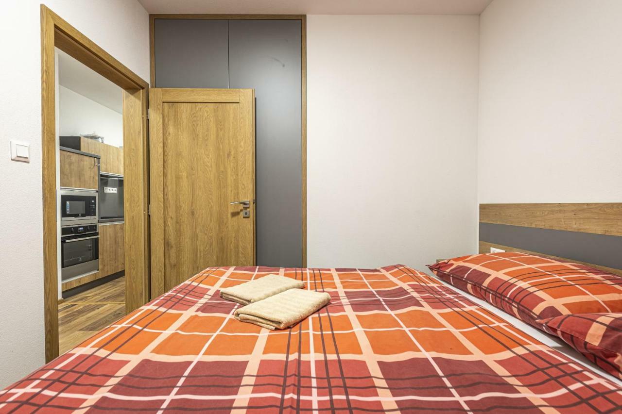 Apartmanovy Dom Poludnica - Chopok Juh Tale Exterior foto